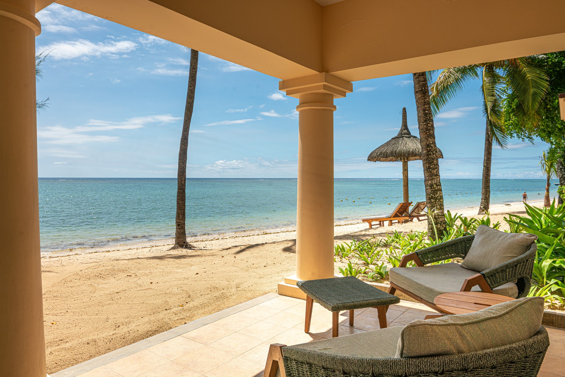 Beachfront Junior Suite